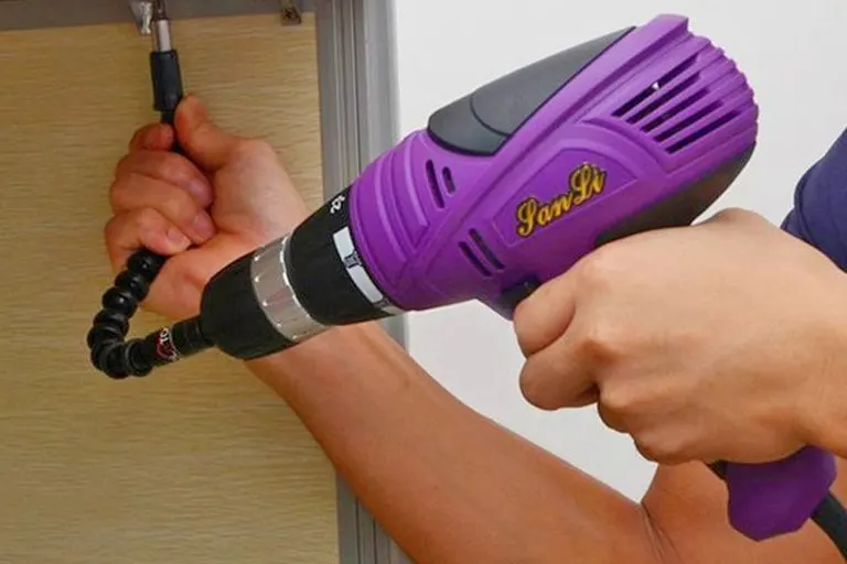 Snake Bit Flexible Drill Bit Adapter