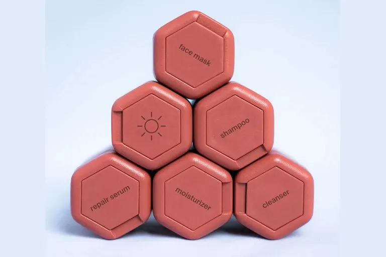 Cadence Magnetic Travel Capsules