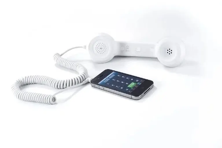 Retro Smartphone Corded Handset