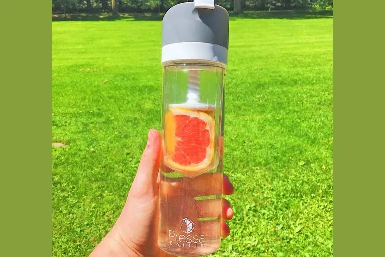 Pressa Fruit Infuser Water Bottle