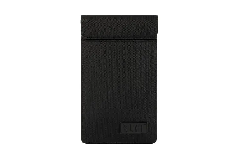 SLNT Faraday Phone Sleeve
