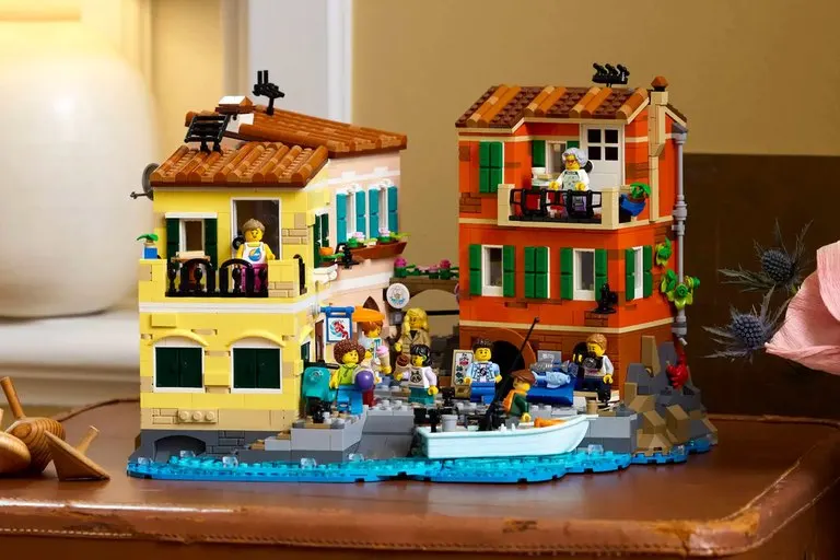 LEGO Ideas Italian Riviera Set