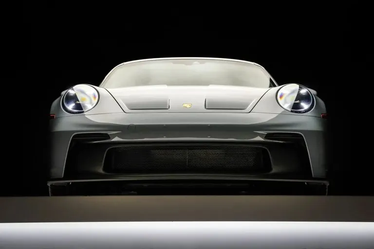 2023 Porsche 911 GT3 (6-Speed)