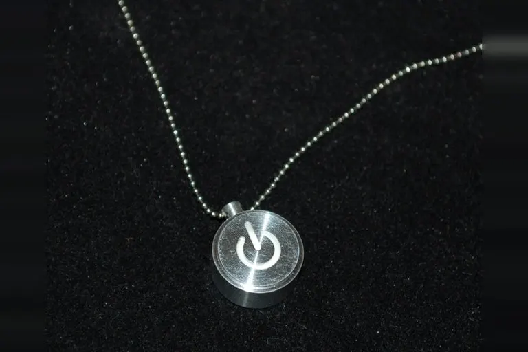 The iNecklace