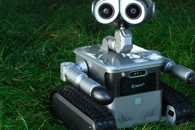 Zeroth W1 Tracked Mobile Assistant Robot