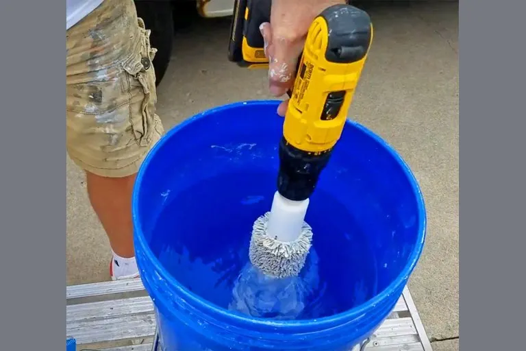Roller Ready Drill-Powered Paint Roller Cleaner