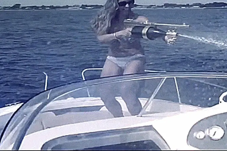 Champagne Gun