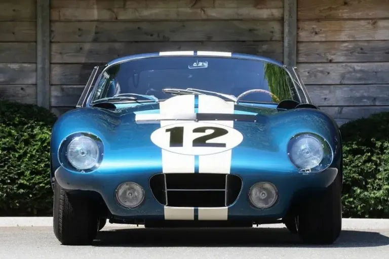 Carroll Shelby's Personal 1964 Cobra Daytona Coupe (CSX2300)