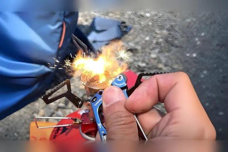 Outdoors Element Firebiner