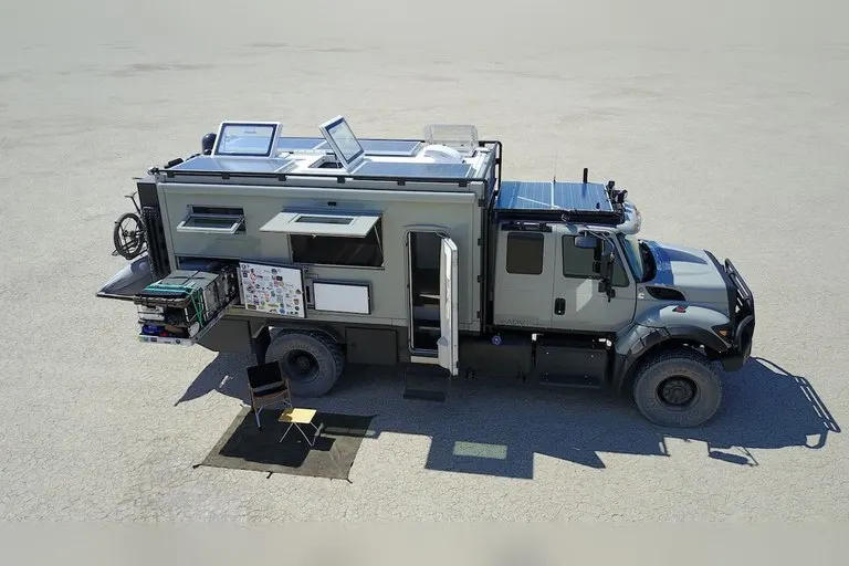 Global X Vehicles Expedition RV