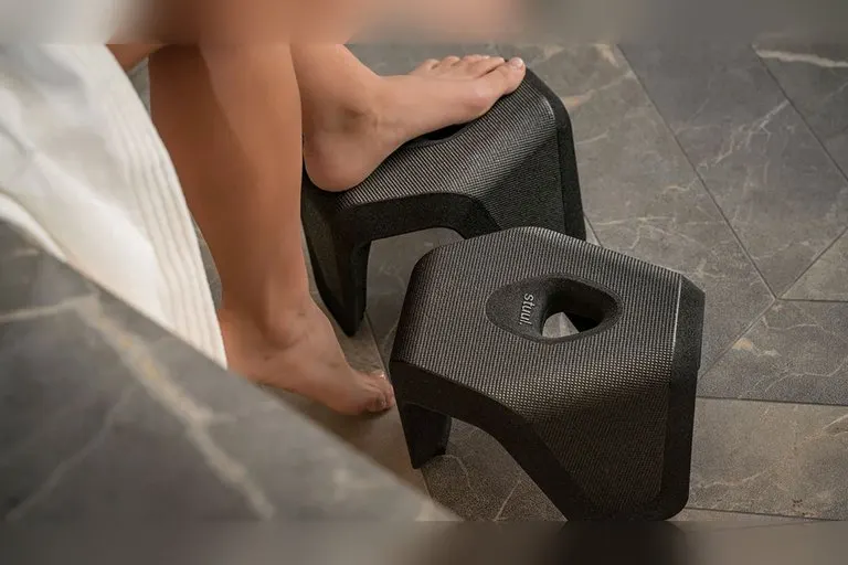 Stuul Squatting Stool
