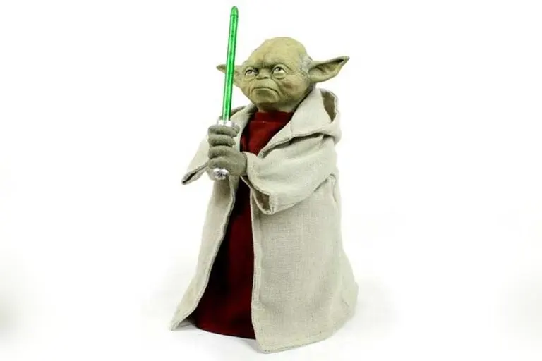 Yoda LED Light Saber Tree Topper