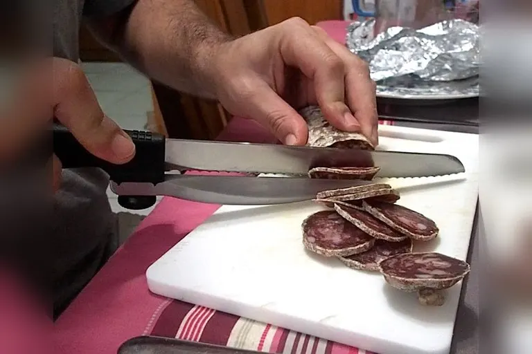 BaouRouge Precision Slicing Knife