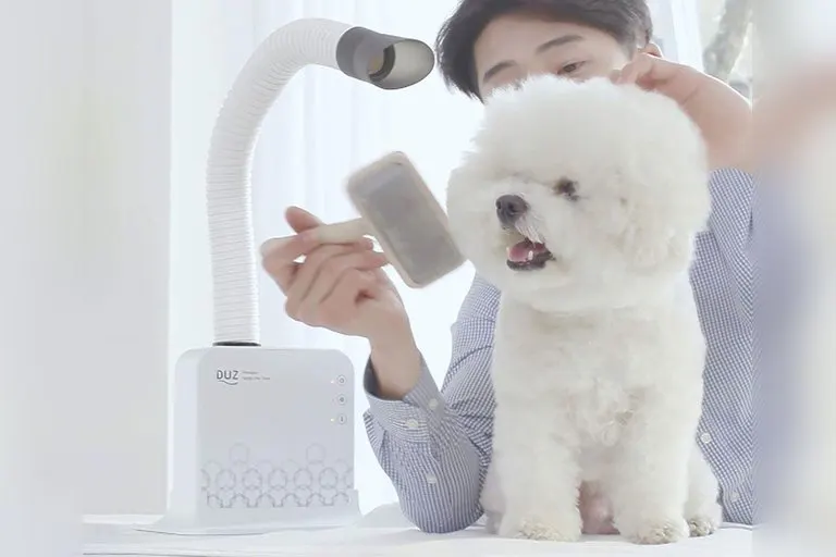 DUZ Hands-Free Pet Dryer