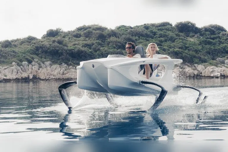 Quadrofoil Electric Watercraft