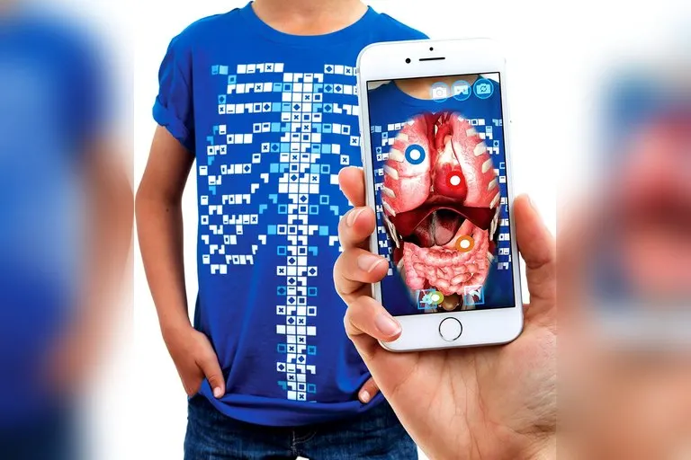 Virtuali-Tee Augmented Reality Anatomy Shirt