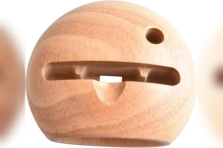 Blue Hole Wood Sound Amplifier Phone Stand