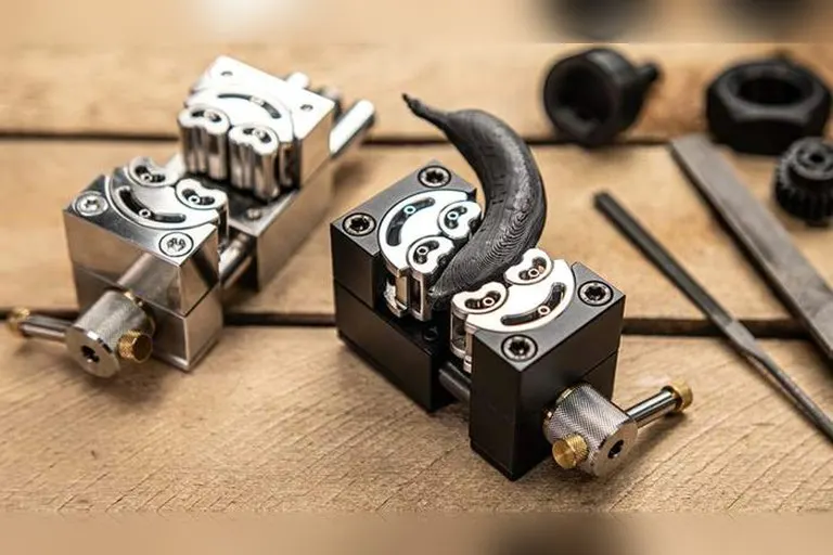 MetMo Fractal Vise