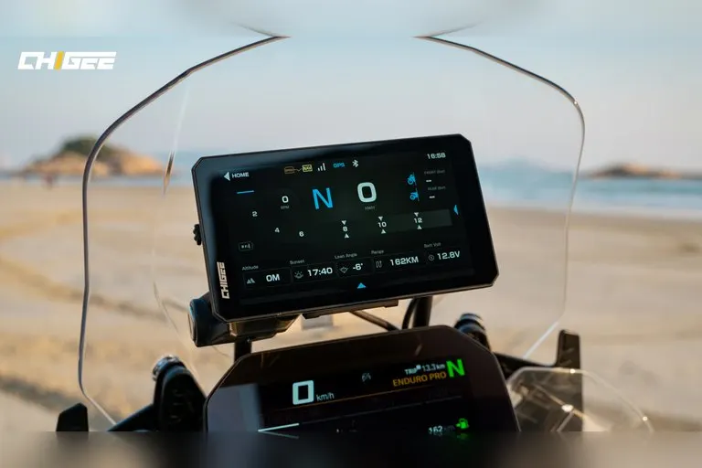 CHIGEE AIO-6 Smart Motorcycle Display