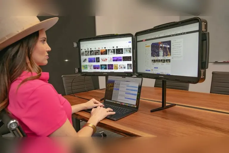 Base Case Mobile Workstation