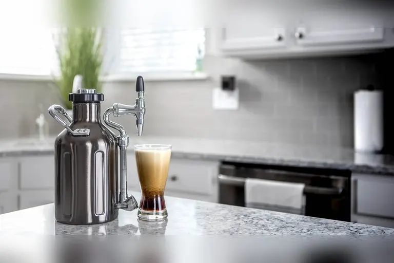 GrowlerWerks uKeg Nitro Cold Brew Coffee Maker
