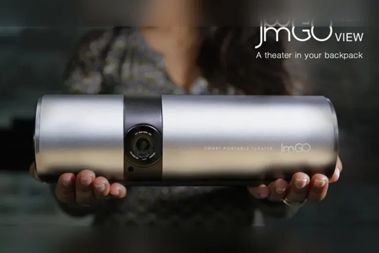 JmGO View Portable Smart Projector