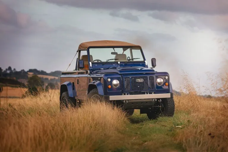Kingsley Defender Restomod