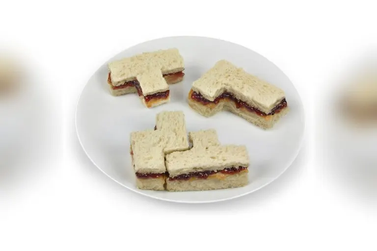 Tetris Sandwich Crust Cutter