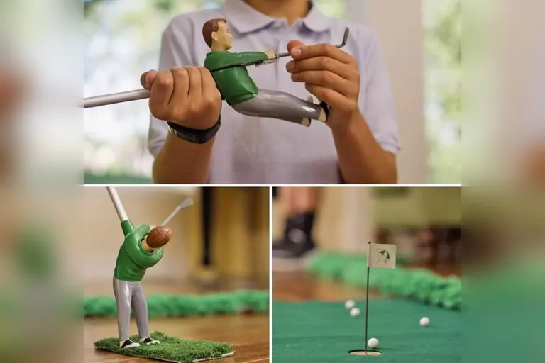 Mini Golfing Man Indoor Golf Game