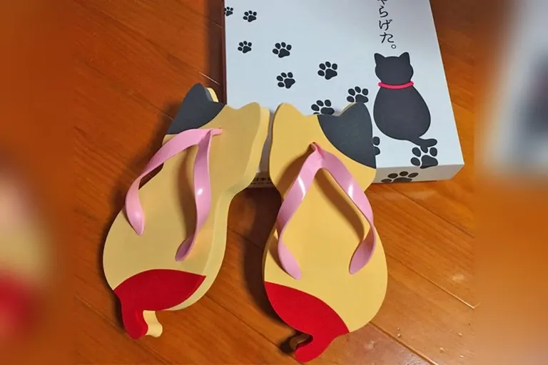Japanese Cat Geta Sandals