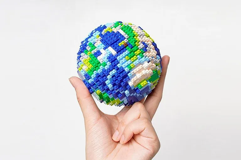 AstroReality 3D Pixel Earth